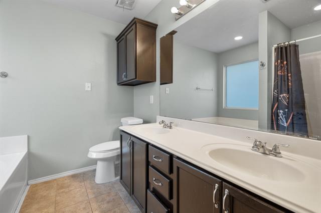 Building Photo - 232 Memory Dr