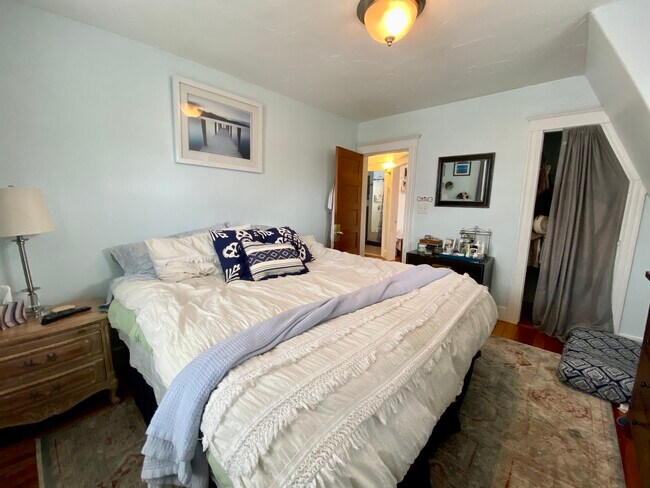 Building Photo - 482 Beale St