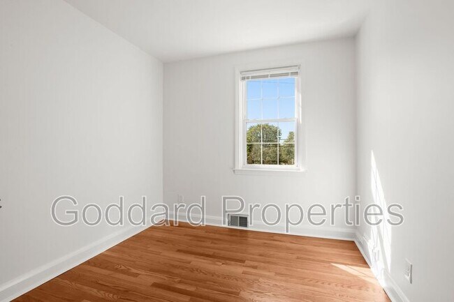 Building Photo - 1603 Feldbrook Rd