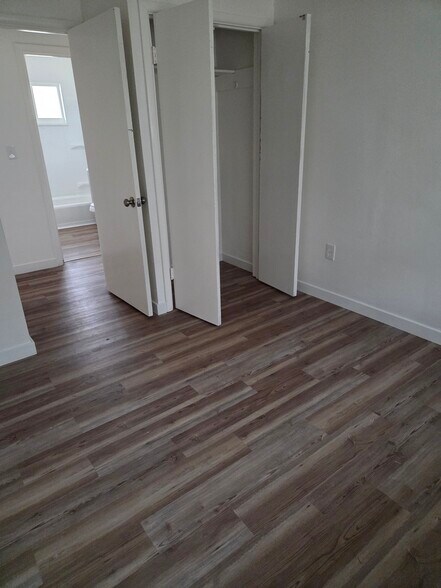 Building Photo - 1112 McKinley Ave