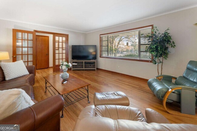 Building Photo - 5122 Lavista Rd