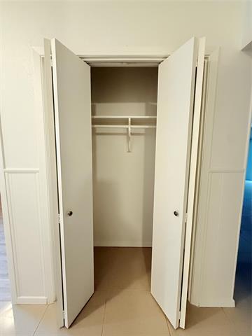 Building Photo - 2707 Mark Twain Dr