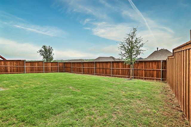 Building Photo - 121 Pecan Ln