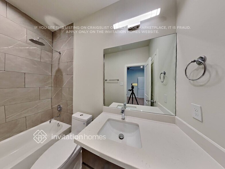 Building Photo - 6309 Paddington Bnd Dr
