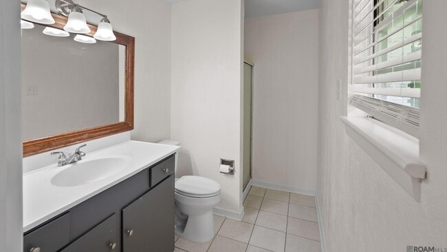 Building Photo - 4587 Mimosa St