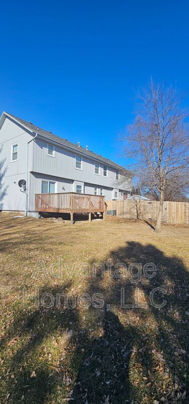 Building Photo - 11905 W 117th Terrace