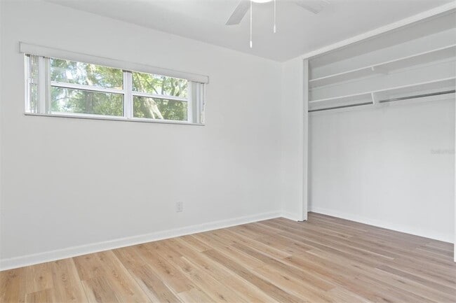 Building Photo - 600 NW 36th Dr