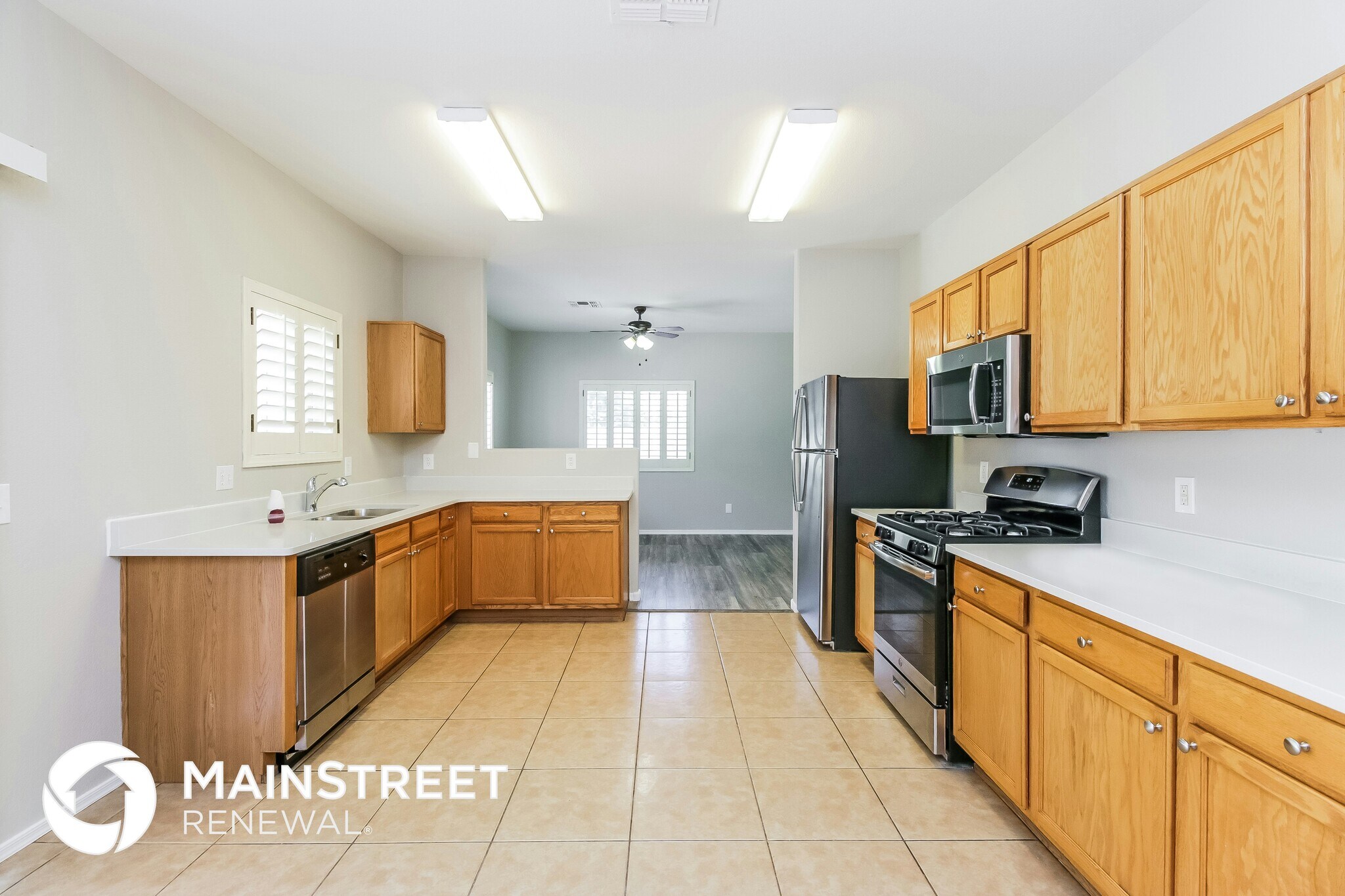 Building Photo - 13284 W Gelding Cir