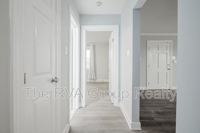 Building Photo - 4930 Bethlehem Rd