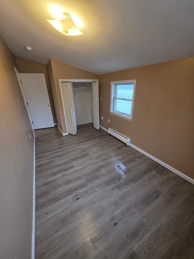 Building Photo - 96 E Schuyler St