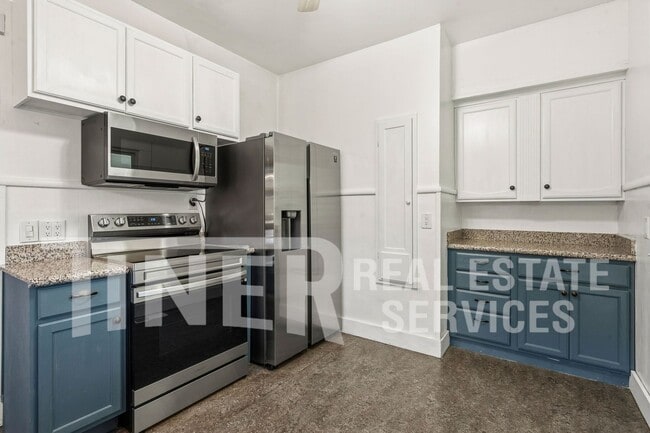 Building Photo - 2916 22nd St