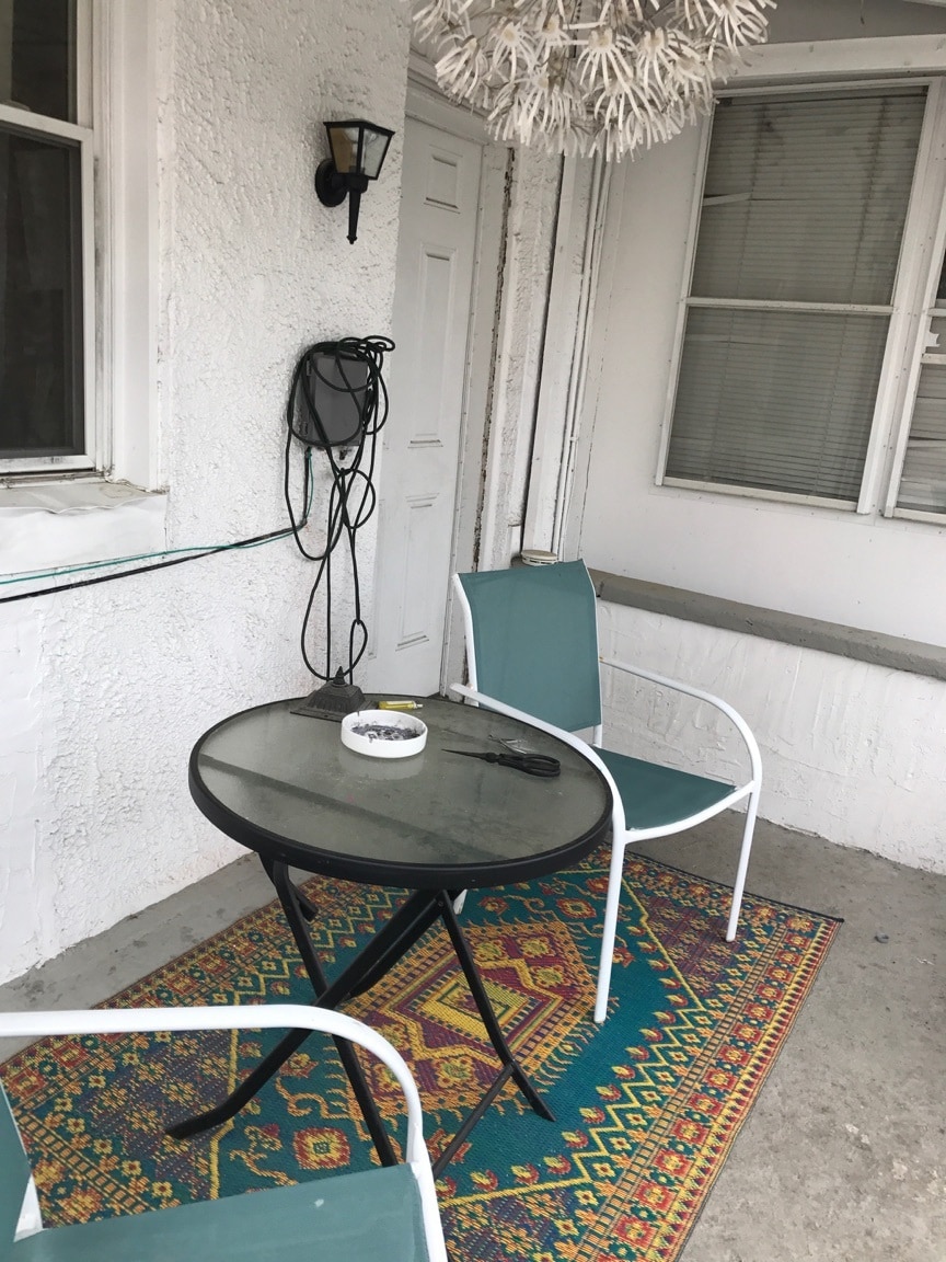 Back Porch - 3401 Pleasant Plz