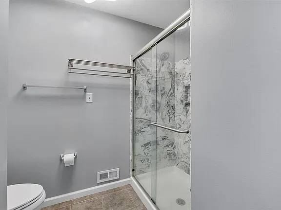 Building Photo - 963 Shadow Pine Dr