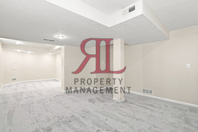 Building Photo - 6058 Northcliff Ct