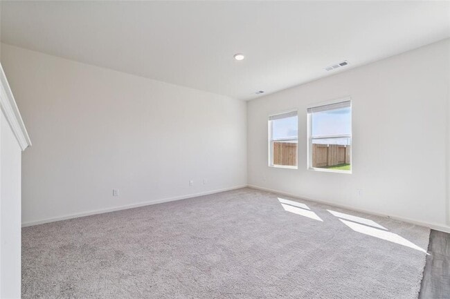 Building Photo - 8634 Vacek Xing Wy