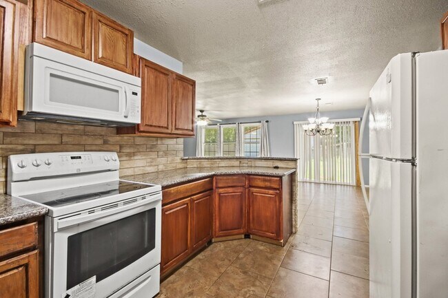 Building Photo - 432 Co Rd 4284