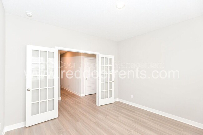 Building Photo - 7356 Parkstay Ln