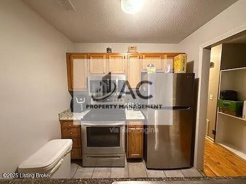 Building Photo - 1320 S 17th St