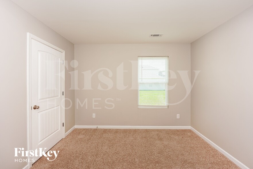 Building Photo - 1024 Wood Duck Way