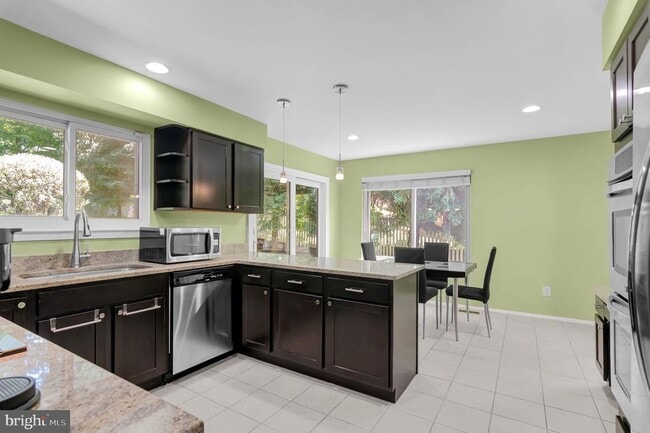 Building Photo - 8033 Cypress Grove Ln