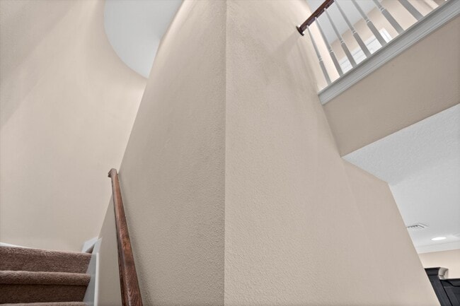 Building Photo - 5912 Anchorage Way S