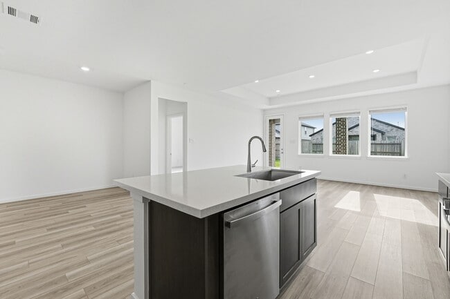 Building Photo - 9710 Rialto Hts Dr