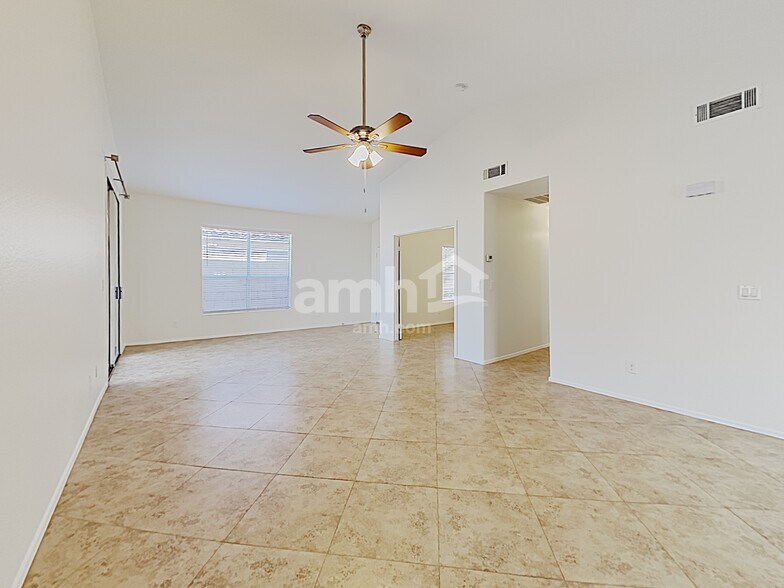 Building Photo - 2708 N 126th Dr
