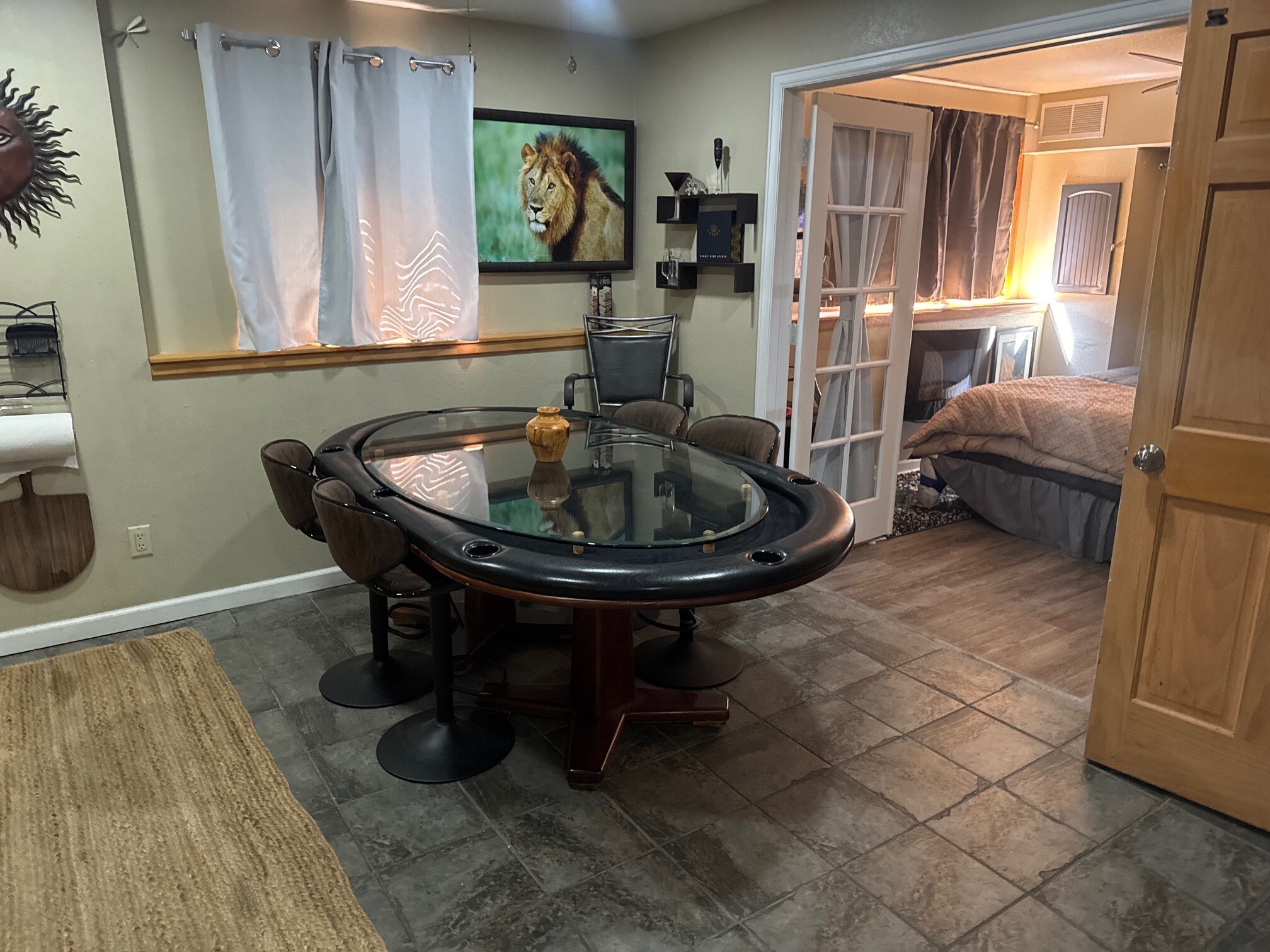 Building Photo - 1887 Hunters Dr