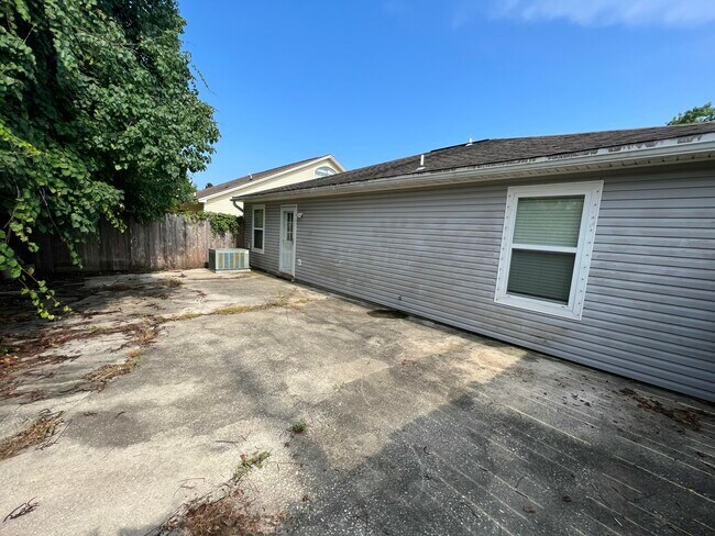 Building Photo - 71 Olde Cypress Cir NW