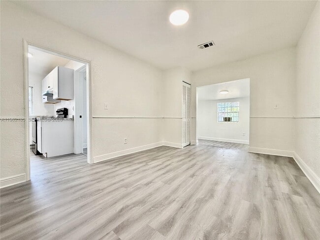 Building Photo - 5720 NW 23rd Ave