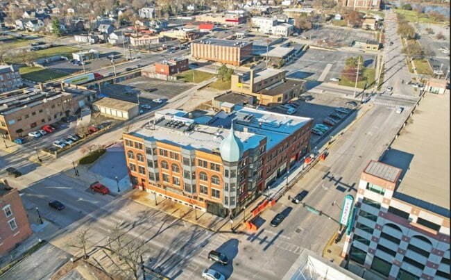 Building Photo - Hobbs Building
