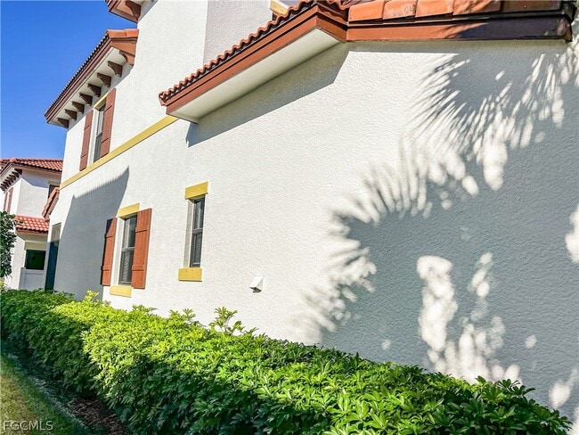 Building Photo - 9452 Montebello Way