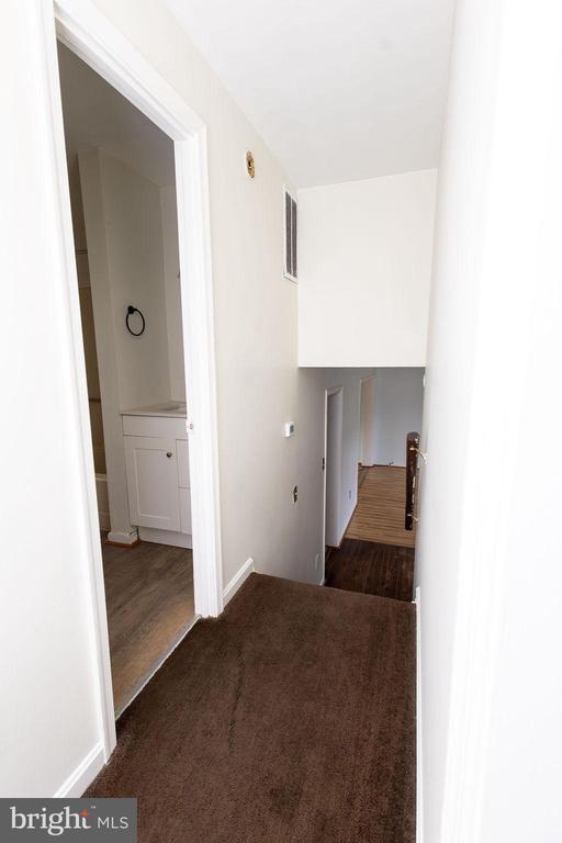 Building Photo - 6621 Greenvale Pkwy