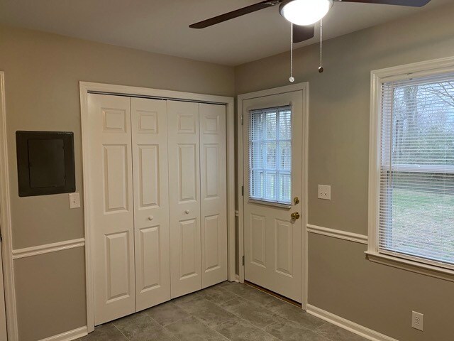 Building Photo - 1215 Wenlon Drive