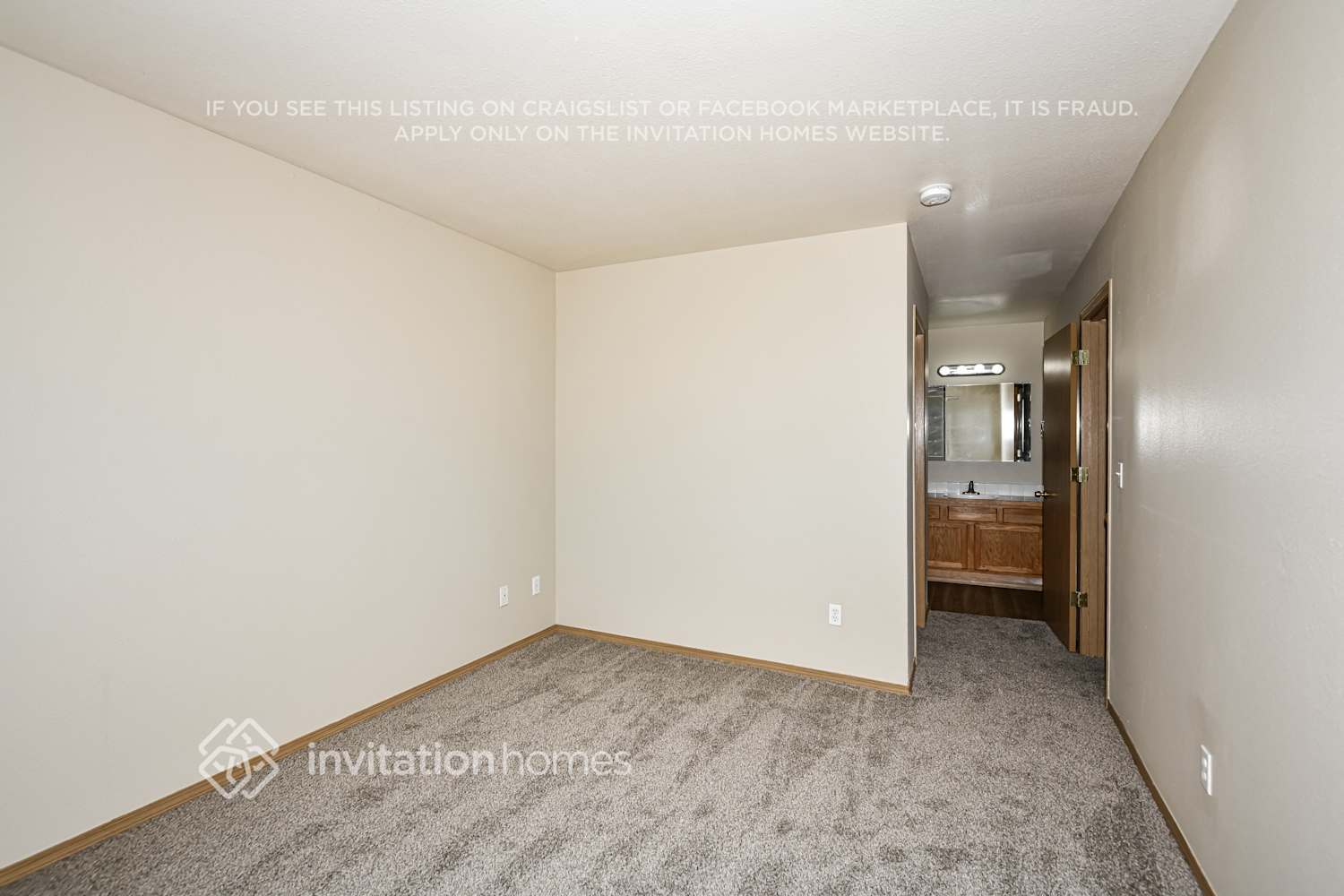 Building Photo - 20213 13th Ave Ct E