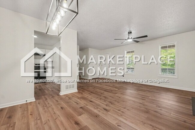 Building Photo - 109 Hampton Dr
