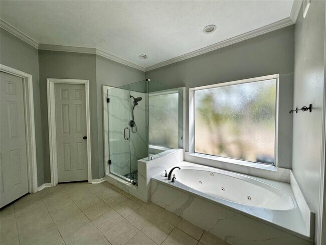 Building Photo - 4103 Pebble Beach Dr