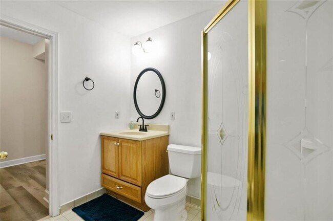 Building Photo - Beautifully Renovated 5-Bedroom, 4-Bath Home on Full Finished Basement!