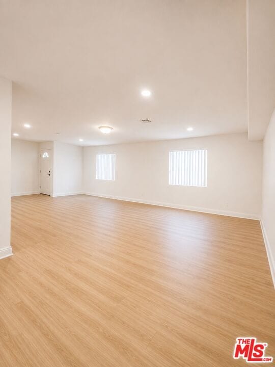 Building Photo - 227 E 103rd St