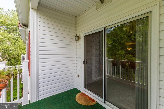Building Photo - 12912 Churchill Ridge Cir