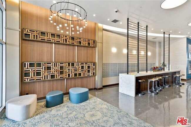 Building Photo - 3810 Wilshire Blvd