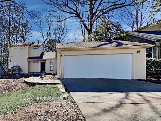 Building Photo - 125 S Falcon Bluff