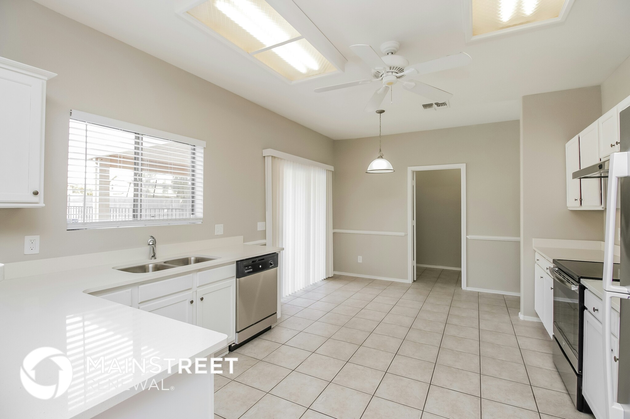 Building Photo - 16002 W Madison St