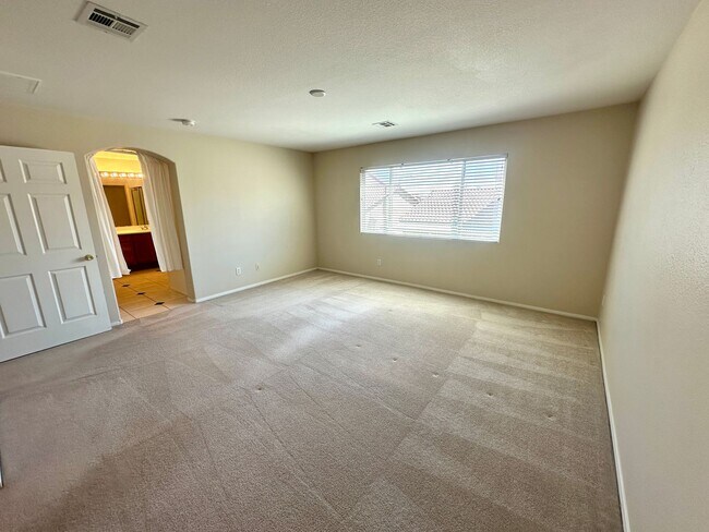 Building Photo - 7607 Pioneer Ranch Ave