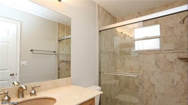 Building Photo - 402 Emerald Bay Cir