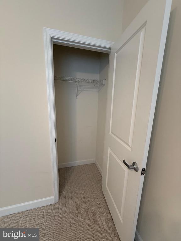 Building Photo - 17 Clay Lodge Ln