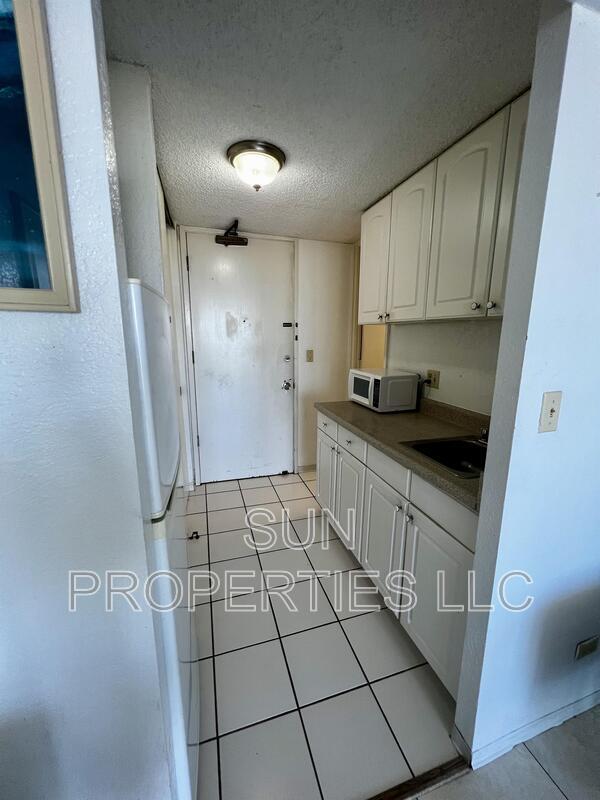 Building Photo - 445 Seaside Ave