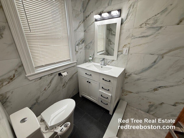 Building Photo - 58 Edgecliff Rd