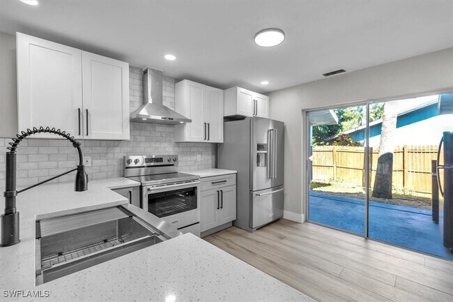 Building Photo - 27630 Wisconsin St