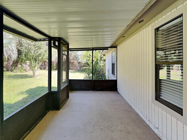 Building Photo - 4969 Ferrell Ln